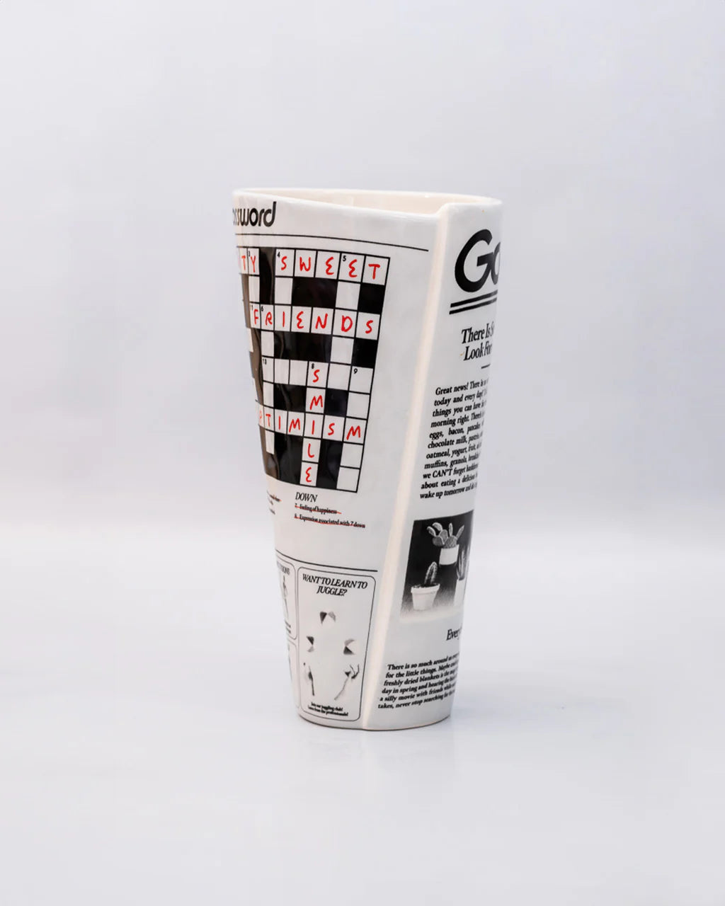 BAN.DO NEWSPAPER VASE