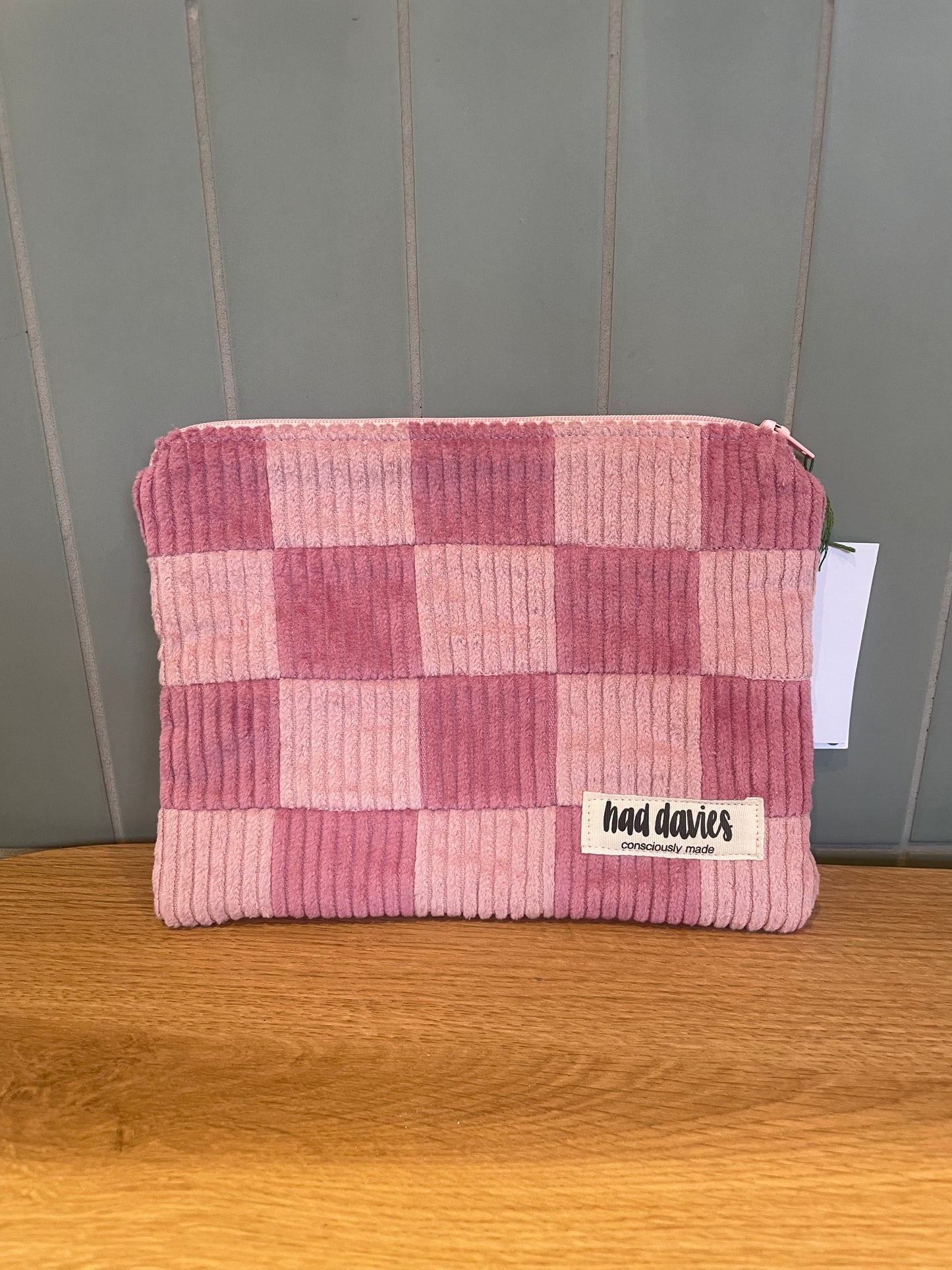 PINK AND PICK CHECKERBOARD FLAT POUCH