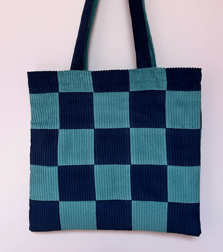 SEAFOAM & NAVY CHECKBOARD TOTE BAG