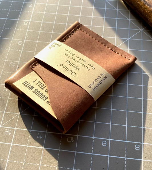 OUTLINE WALLET - SOFT BROWN