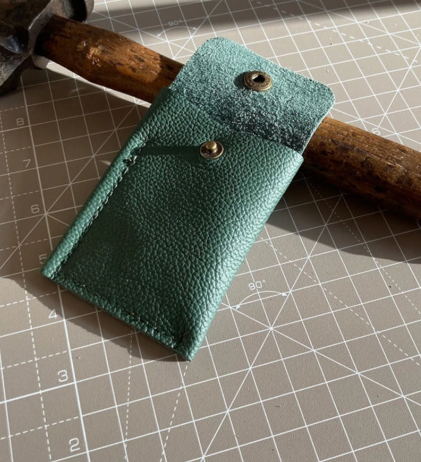 OUTLINE WALLET- JADE