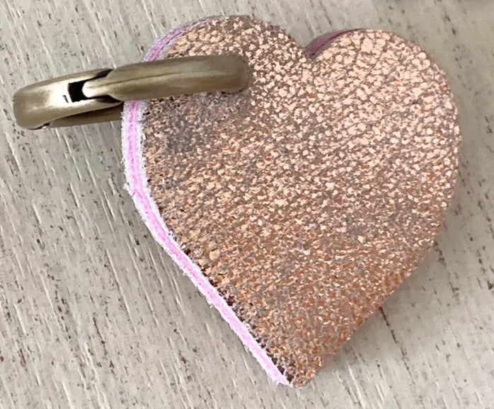 LEATHER HEART BAG CHARM/KEYRING