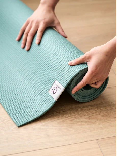 YOGA MATTER STICKY YOGA MAT