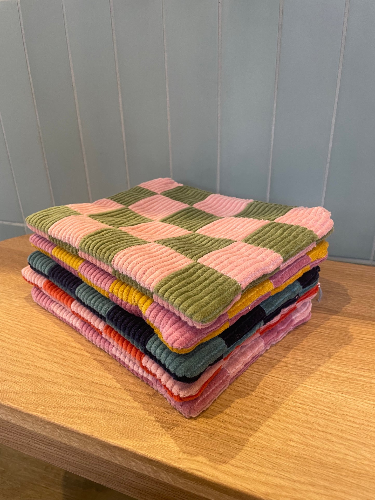 PINK AND ORANGE CHECKERBOARD FLAT POUCH