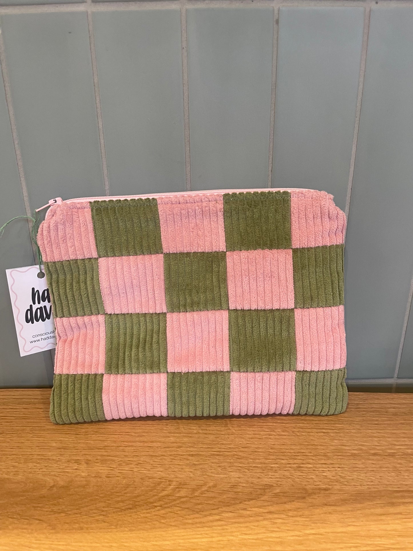 PINK AND GREEN CHECKERBOARD FLAT POUCH