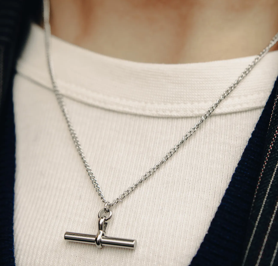 SILVER T-BAR CHAIN NECKLACE